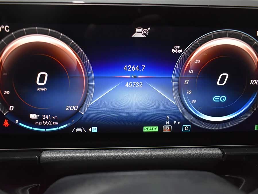 Mercedes-Benz EQA Class 2024 immagine di auto #5