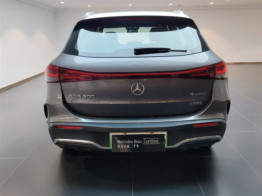 Mercedes-Benz EQA Class 2022 immagine di auto #5