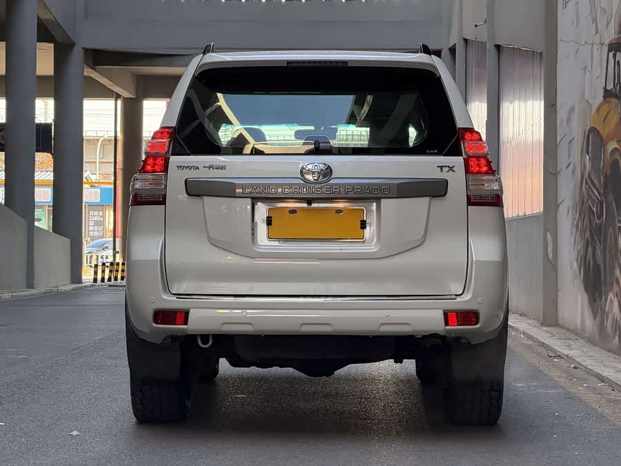 Toyota Land Cruiser Prado 2015 #5 Toyota Land Cruiser Prado 2015 car image #5