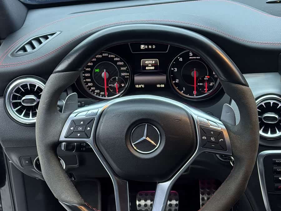 Mercedes-Benz GLA AMG 2015 صورة سيارة #5