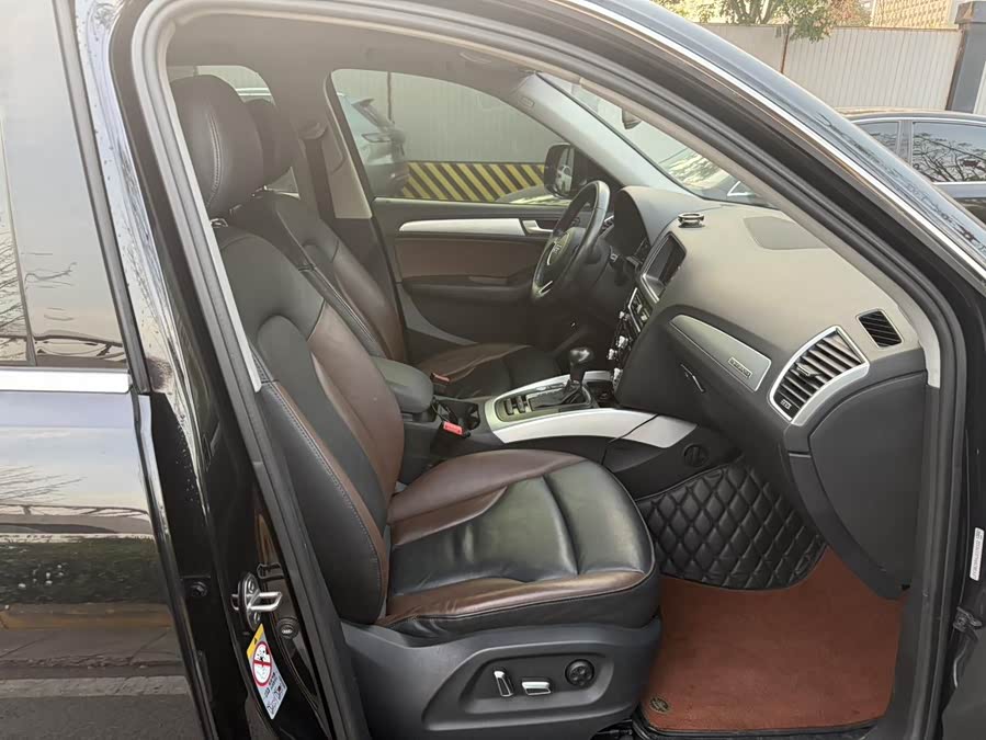 Audi Q5 2018 صورة سيارة #5