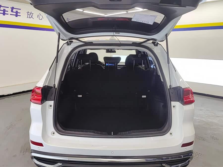 Haval M6 2021 #5 Haval M6 2021 car image #5