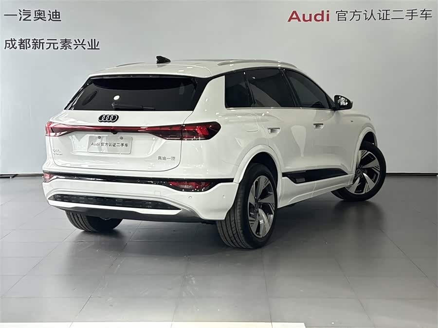 Audi Q6L e-tron 2025 car image #5