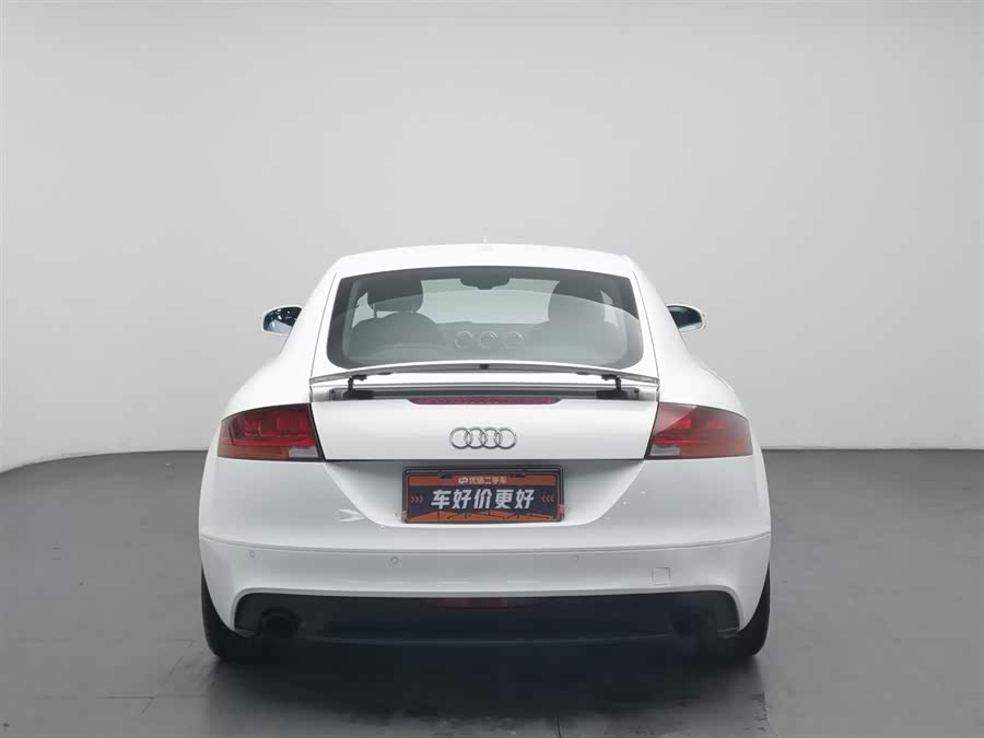 Audi TT 2011 car image #5