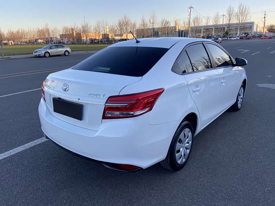 Toyota Yaris L Zhixiang 2018 صورة سيارة #5