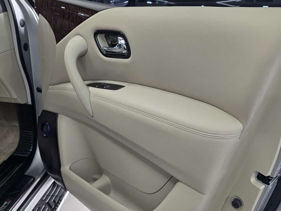 日产 途乐 2018 汽车图片 #5