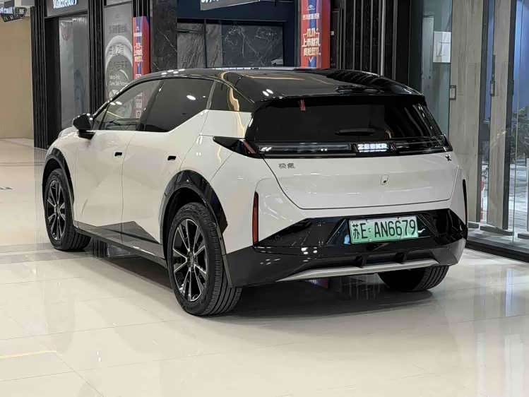 极氪 极氪X 2024 汽车图片 #5