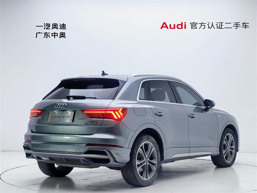 Audi Q3 2021 immagine di auto #5