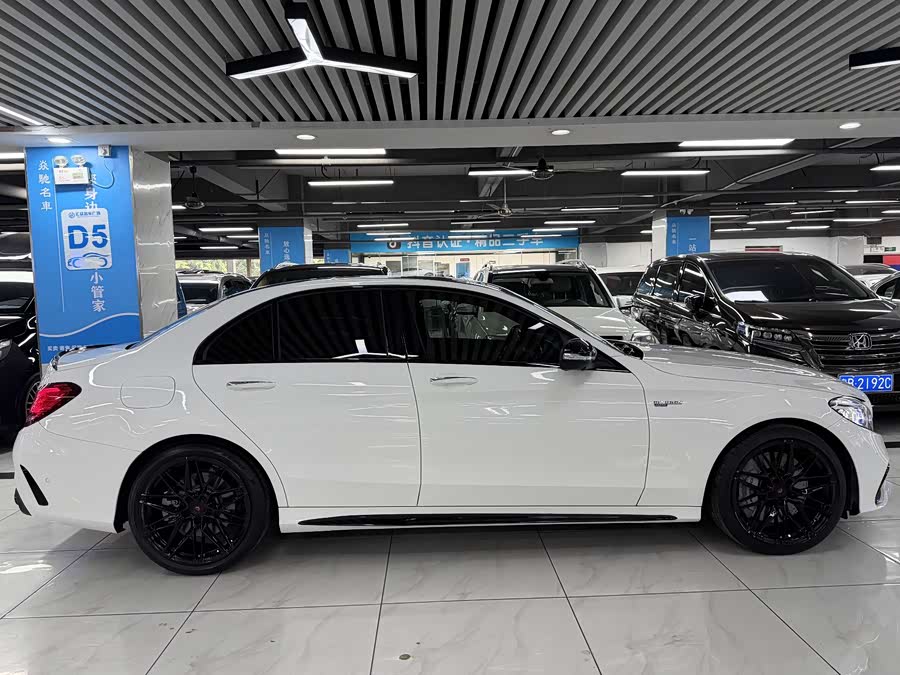 Mercedes-Benz C AMG 2019 immagine di auto #5