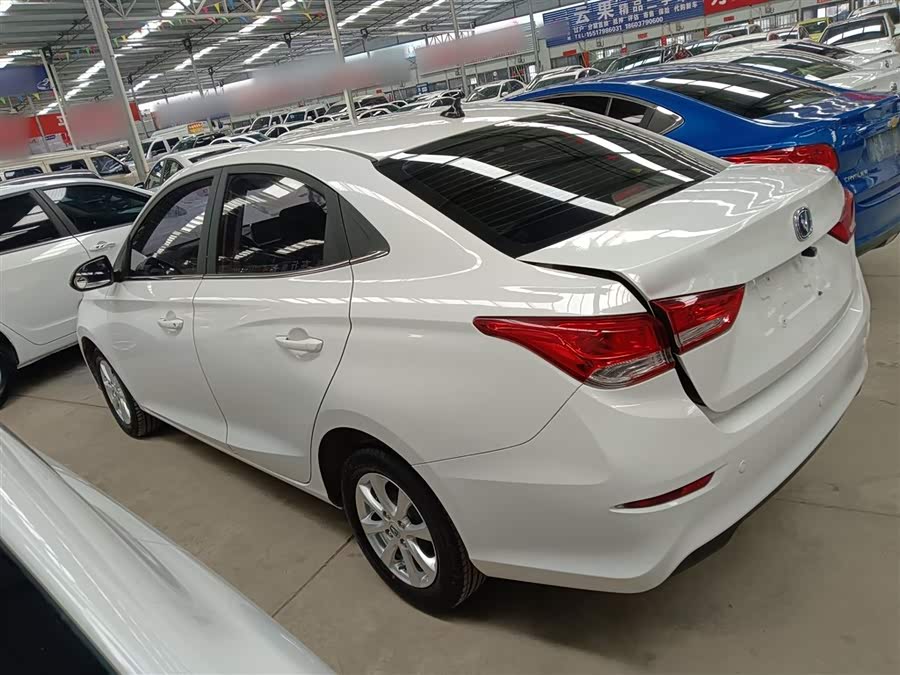 Changan Alsvin 2018 #5 Changan Alsvin 2018 car image #5