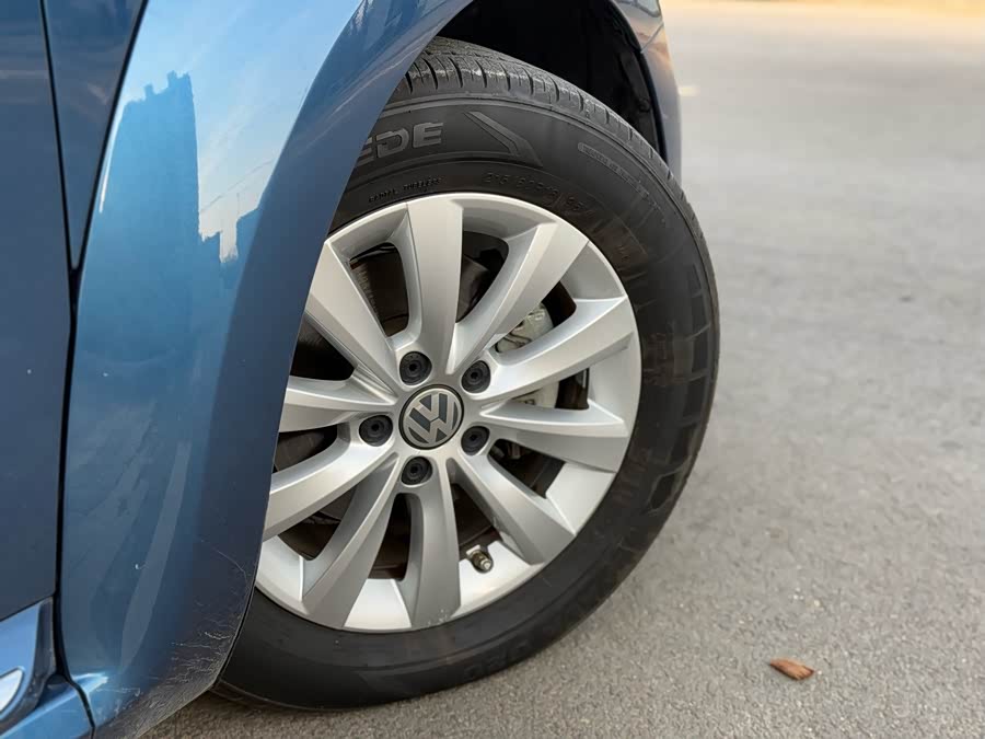 Volkswagen Beetle 2017 immagine di auto #5