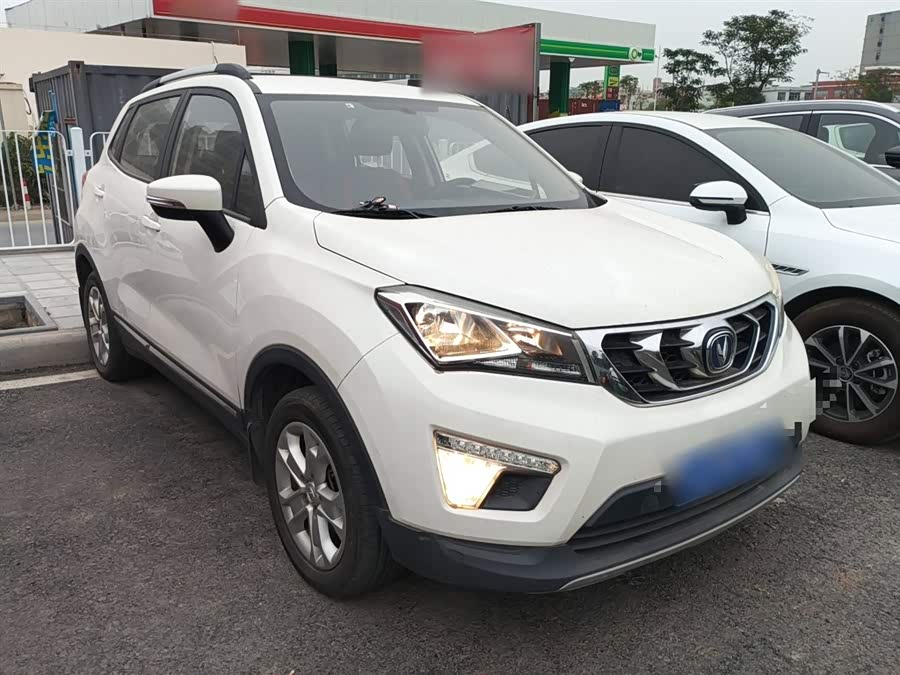 Changan CS15 2017 #5 Changan CS15 2017 car image #5