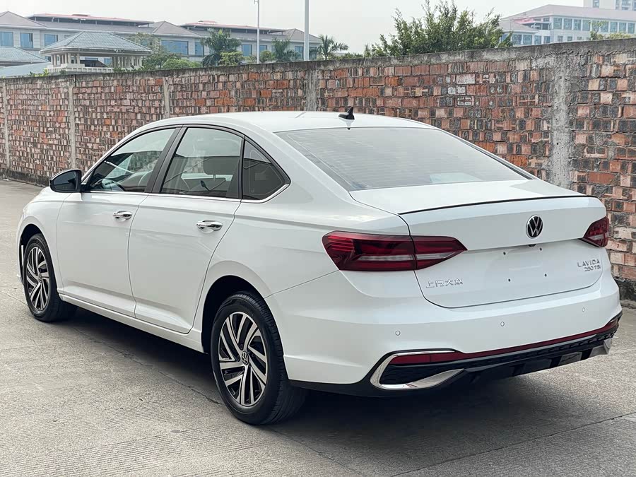 Volkswagen Lavida 2023 car image #5
