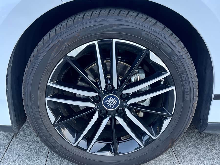 BYD Qin L 2025 car image #5