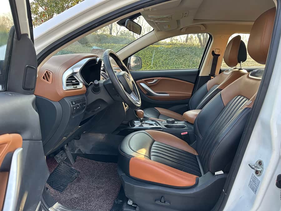 Soueast DX7 2016 #5 Soueast DX7 2016 car image #5