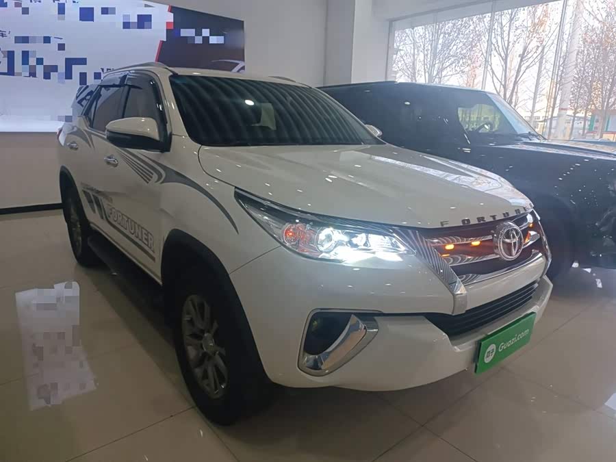 Toyota Fortuner 2019 car image #5