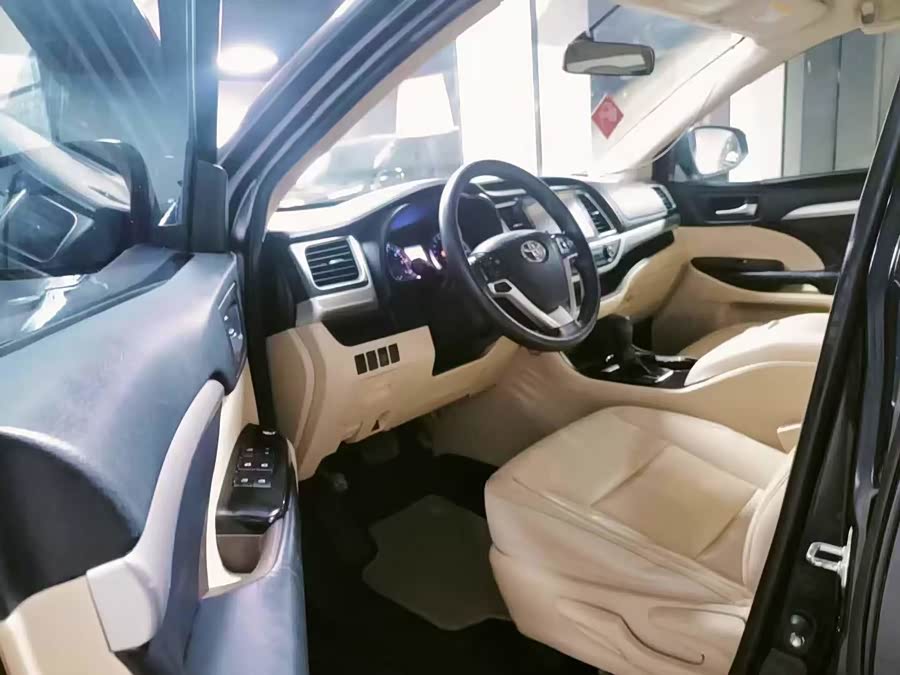 Toyota Highlander 2018 #5 Toyota Highlander 2018 car image #5