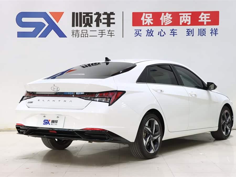 Hyundai C3R 2021 car image #5