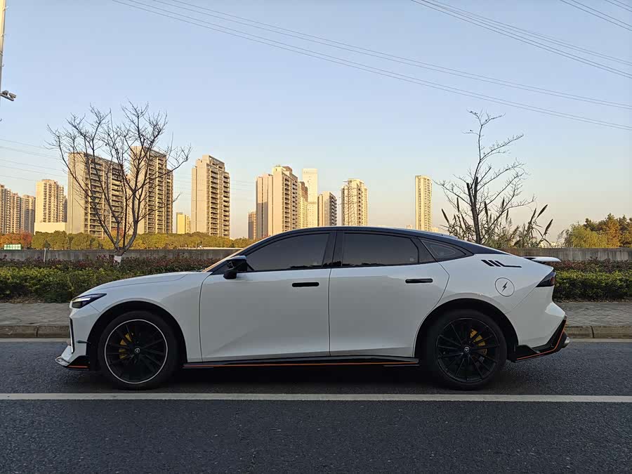 Changan UNI-V 2023 car image #5