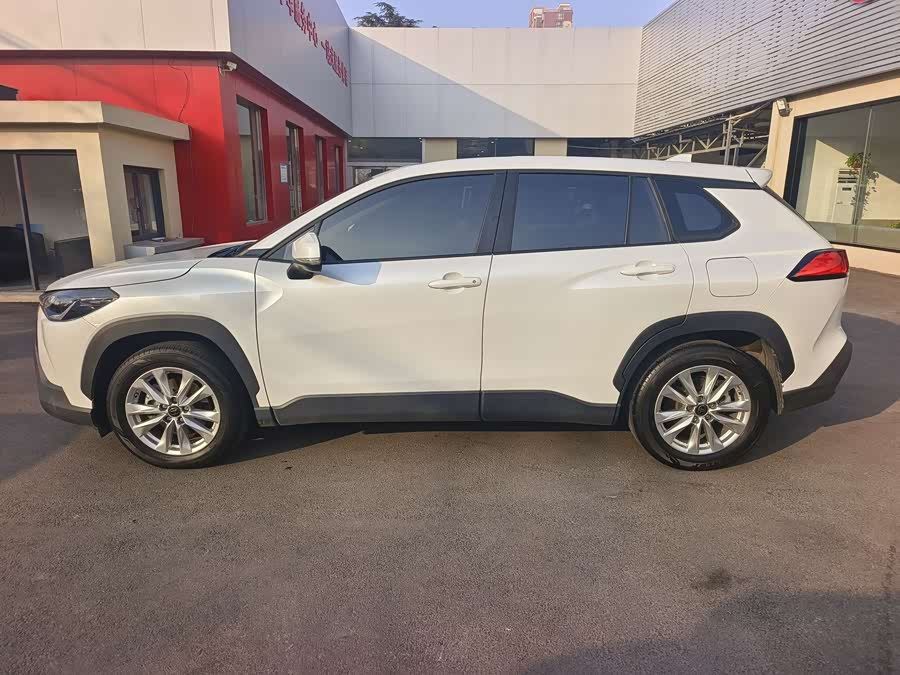 Toyota Corolla Cross 2023 immagine di auto #5