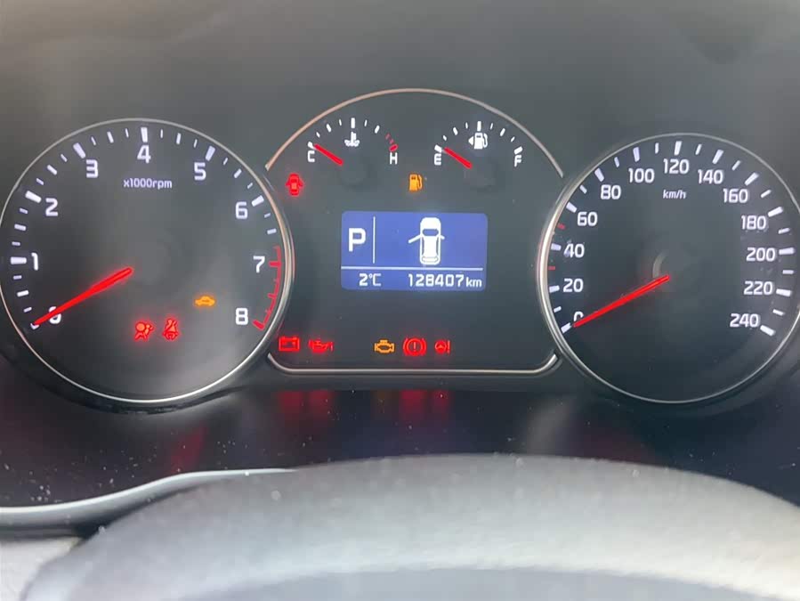 起亚 佳乐 2015 汽车图片 #5