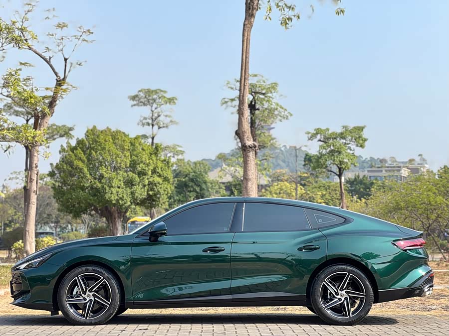 MG 7 2025 car image #5