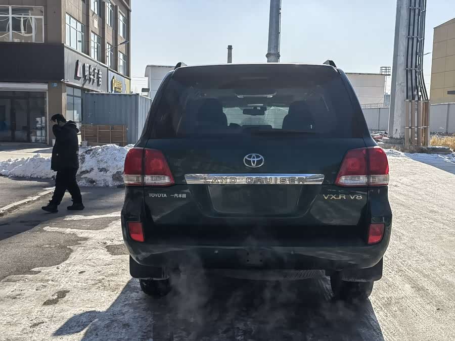 Toyota Land Cruiser 2010 #5 Toyota Land Cruiser 2010 car image #5