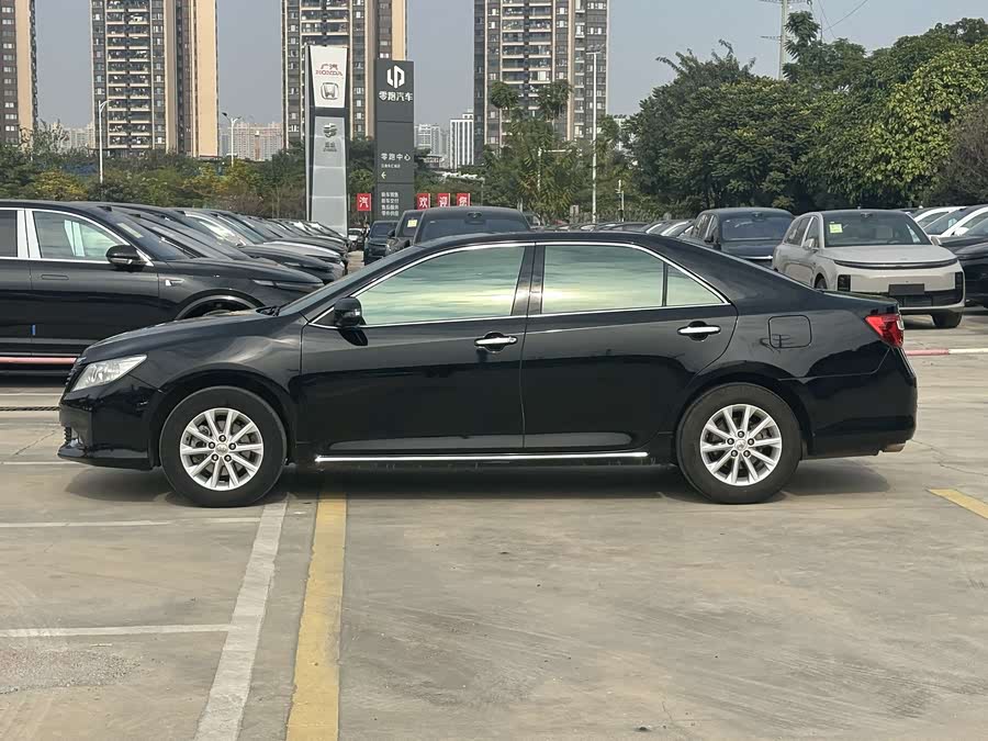 Toyota C3R 2014 car image #5