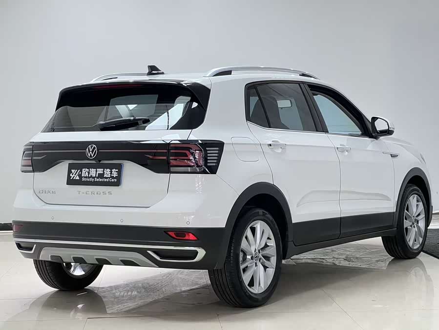 Volkswagen T-Cross 2021 car image #5
