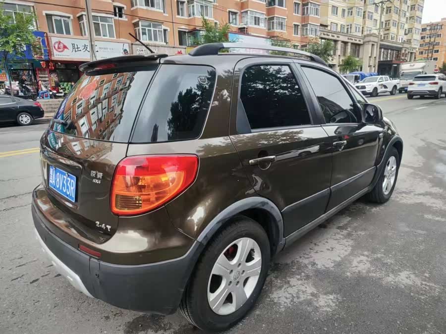Suzuki SX4 2017 car image #5