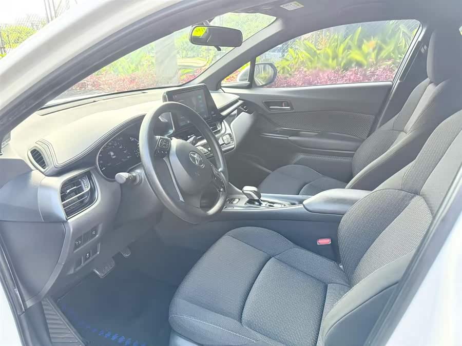 Toyota C-HR EV 2021 immagine di auto #5