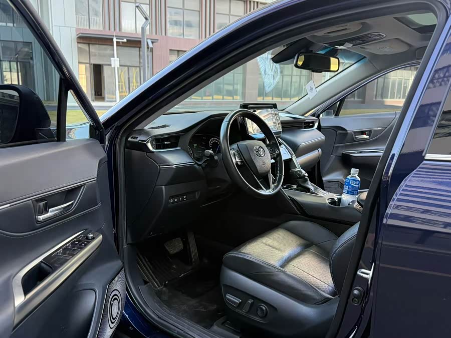 Toyota Harrier 2022 immagine di auto #5