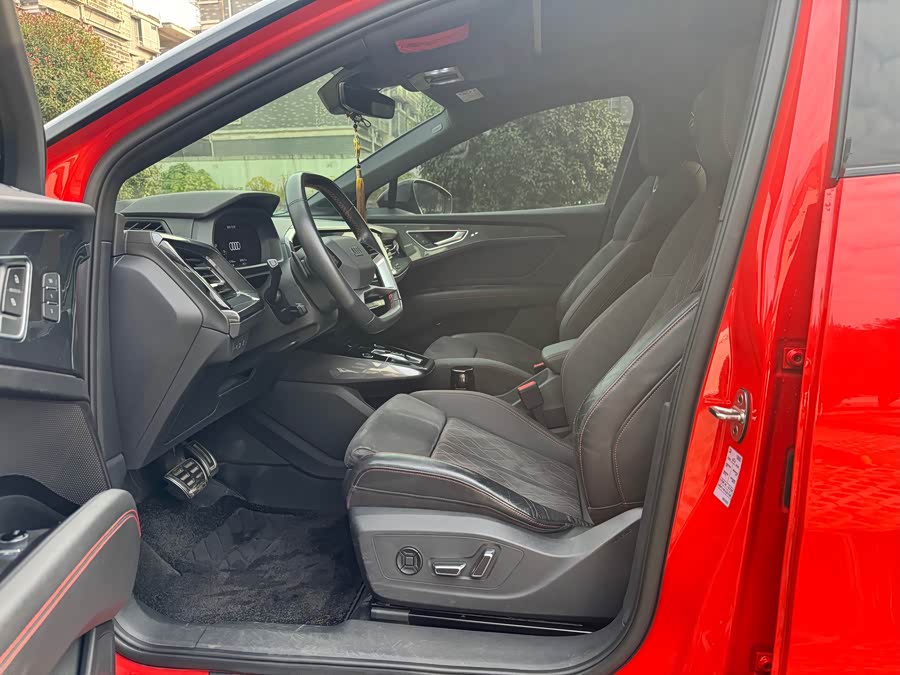 Audi Q5 e-tron 2022 #5 Audi Q5 e-tron 2022 immagine di auto #5