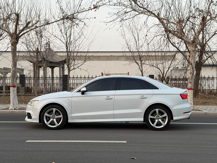 Audi A3 (Imported) 2015 صورة سيارة #5