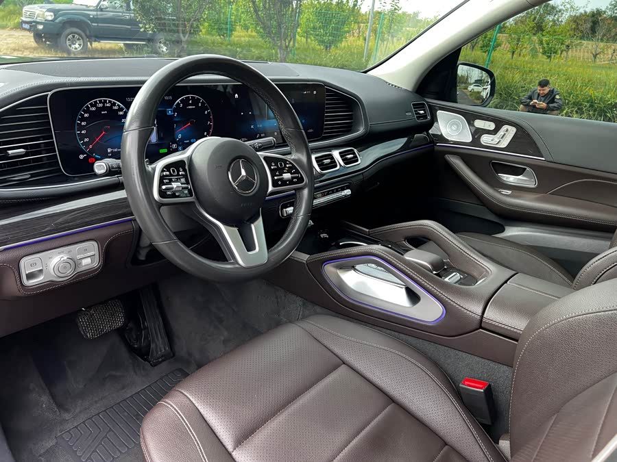 Mercedes-Benz GLS Class 2020 car image #5