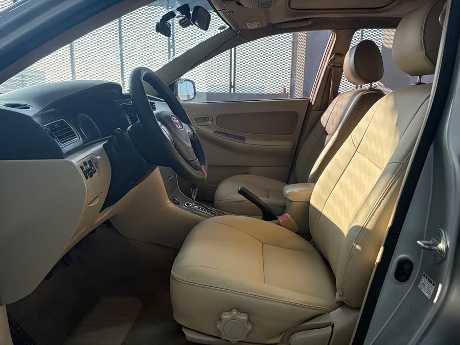 Toyota Corolla (Classic) 2013 immagine di auto #5