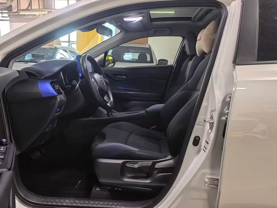 Toyota C-HR 2022 #5 Toyota C-HR 2022 immagine di auto #5