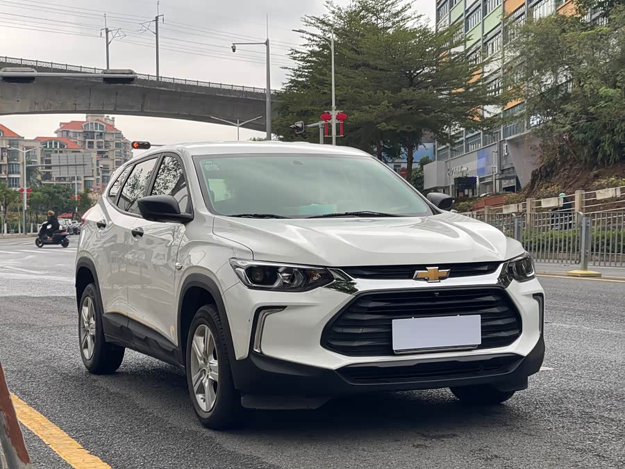 Chevrolet Tracker 2020 immagine di auto #5