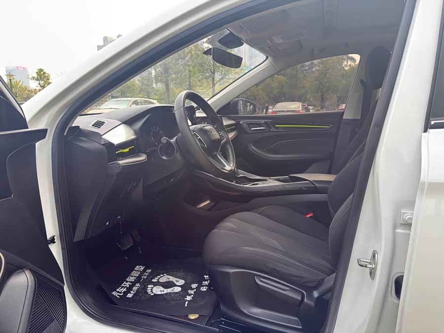 Roewe i5 2021 car image #5