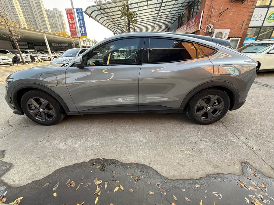 Ford Mustang Mach-E 2022 #5 Ford Mustang Mach-E 2022 car image #5