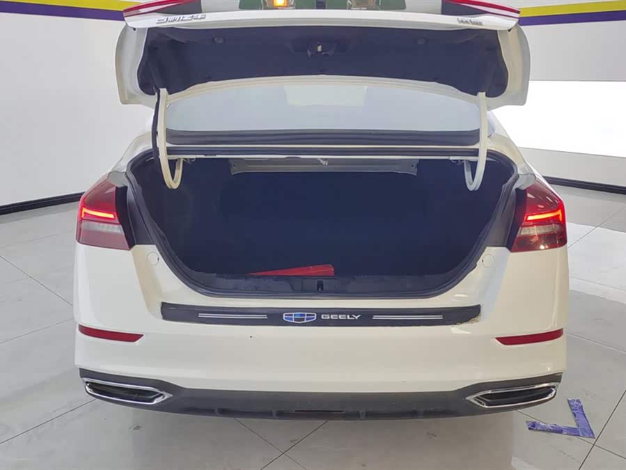 GEELY Emgrand 2021 car image #5