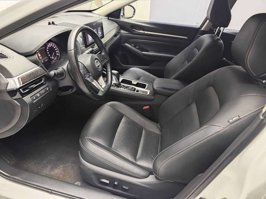 Nissan Teana 2023 car image #5