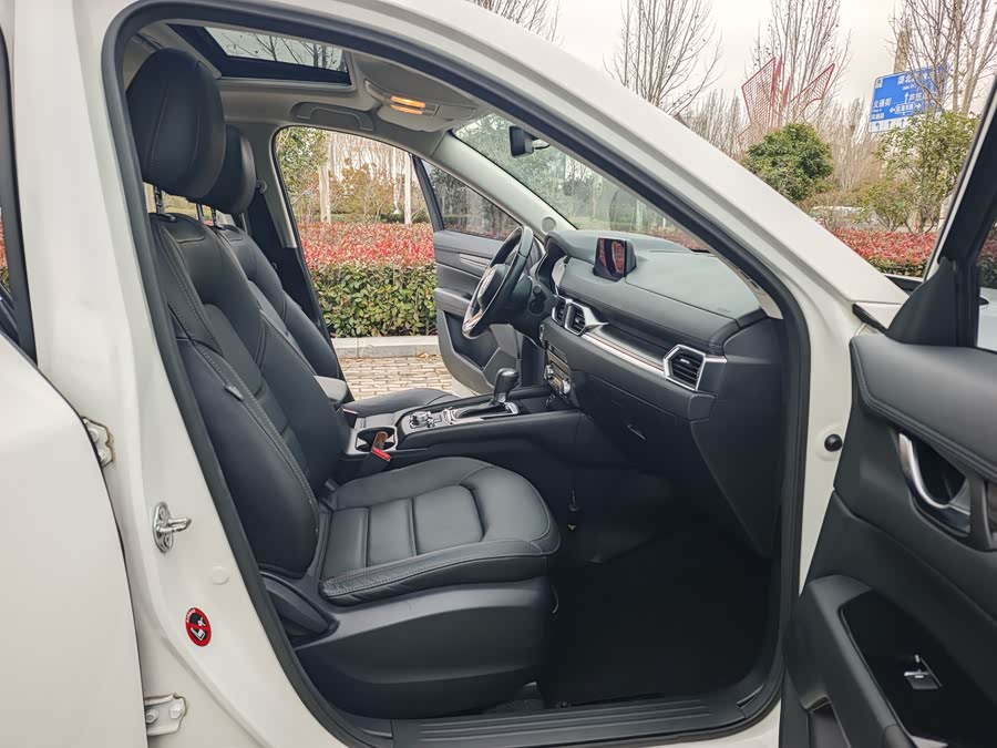 Mazda CX-5 2019 car image #5