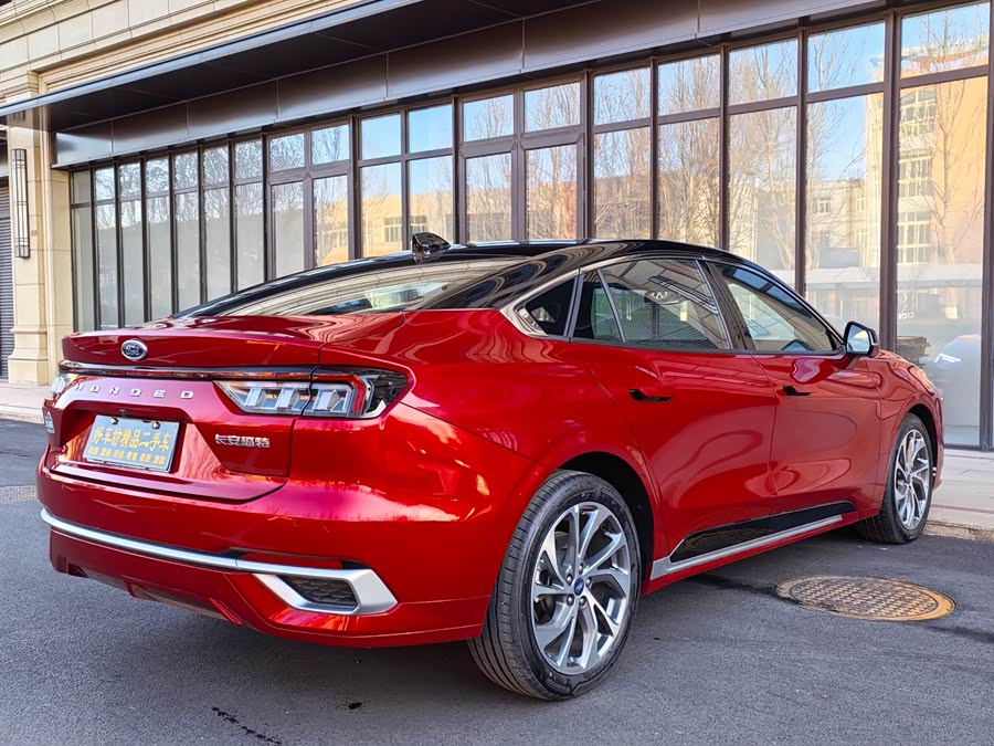 Ford Mondeo 2024 car image #5