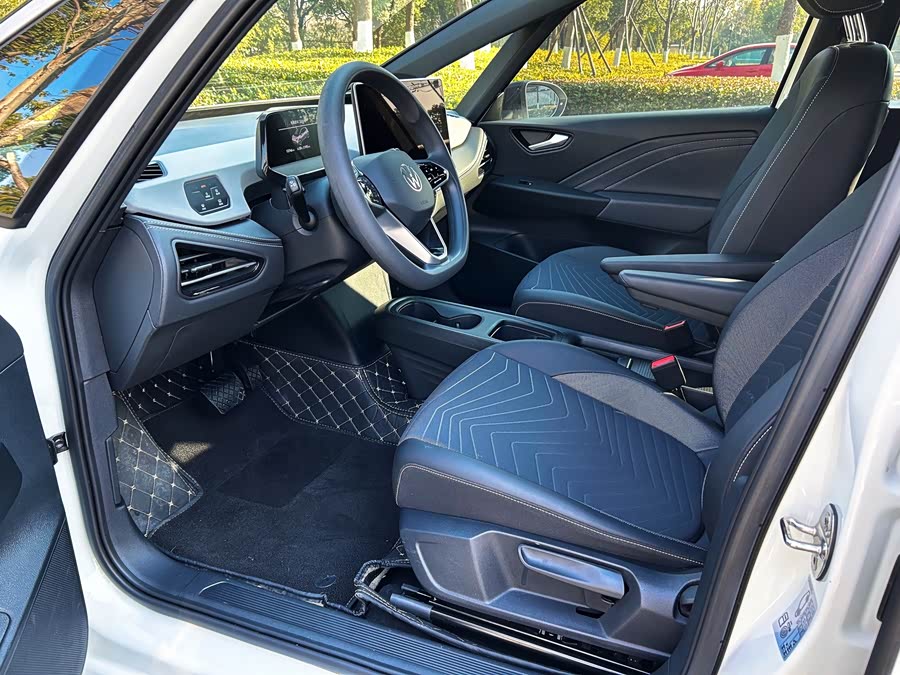 Volkswagen ID.3 2025 immagine di auto #5