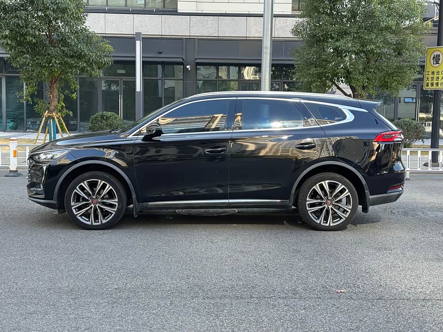 BYD Tang 2018 car image #5