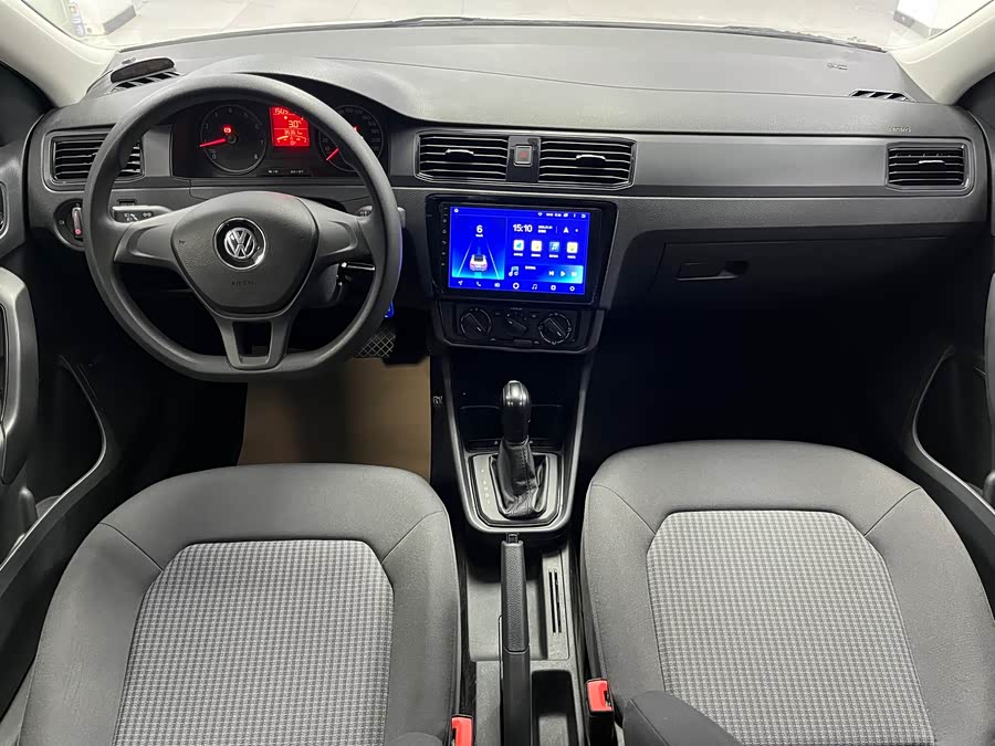 Volkswagen Santana 2021 car image #5