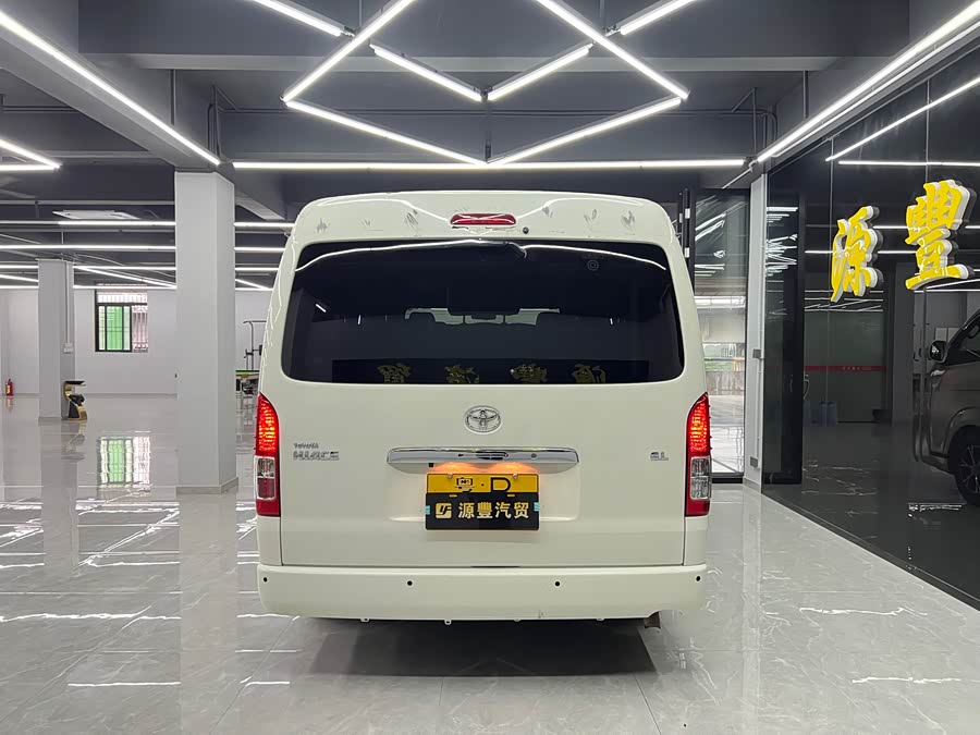 Toyota Hiace 2015 immagine di auto #5
