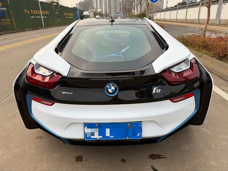 BMW i8 2016 car image #5