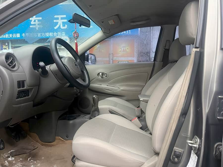 Nissan Sunny 2012 car image #5